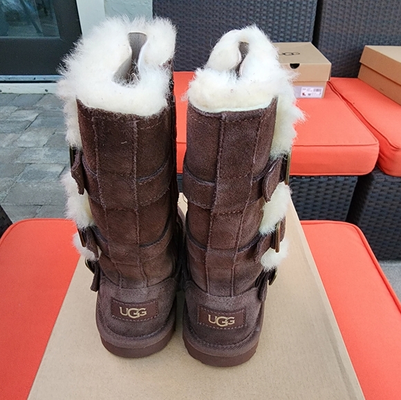 Toddler Ugg Size 11 - Picture 2 of 5
